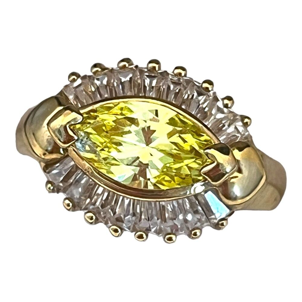 Vintage 1990s Uncas Ring Size 7 Yellow CZ Marquise Gold Tone - 5C
